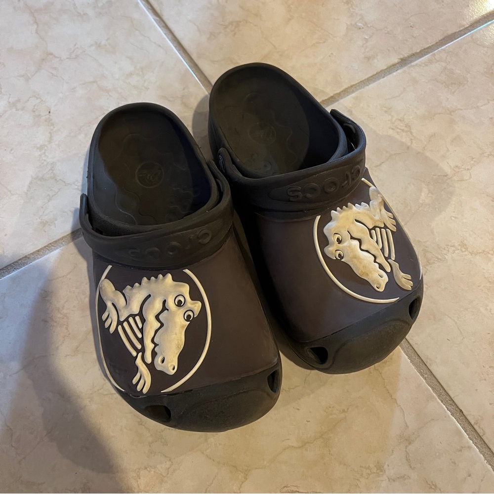 Early 2000 Vintage Crocs